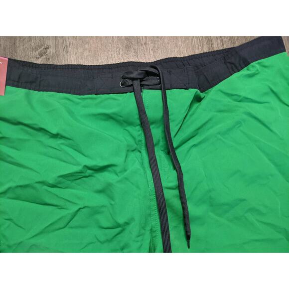 Swim Trunks Merona XXL Green Men 21 Inch Drawstring Closure Knee Length NWT - Picture 4 of 5
